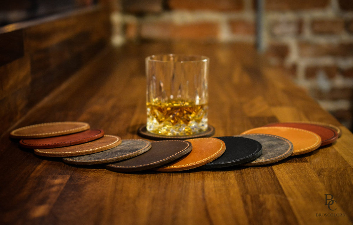 Round Leather Coasters, set of 4, 6, 8, 10, 12 Circle Table Coasters Drink Coasters Drinkware Cup Coasters Leather PERSONALISATION available