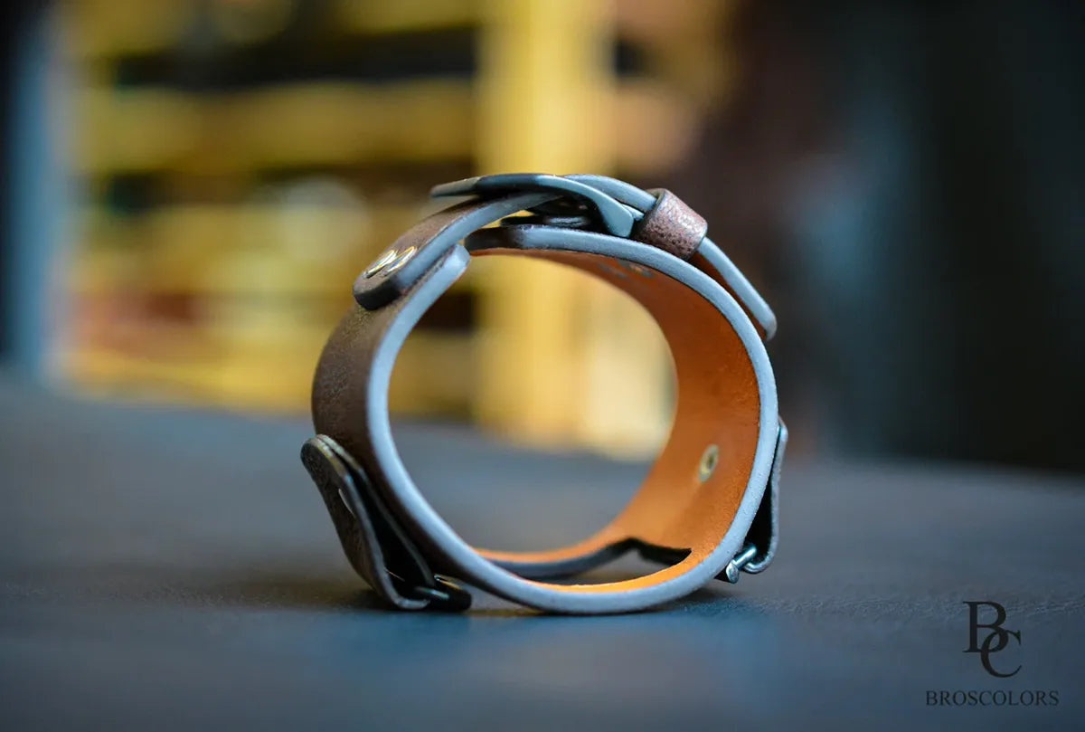 Grain Leather Apple Watch Cuff Band