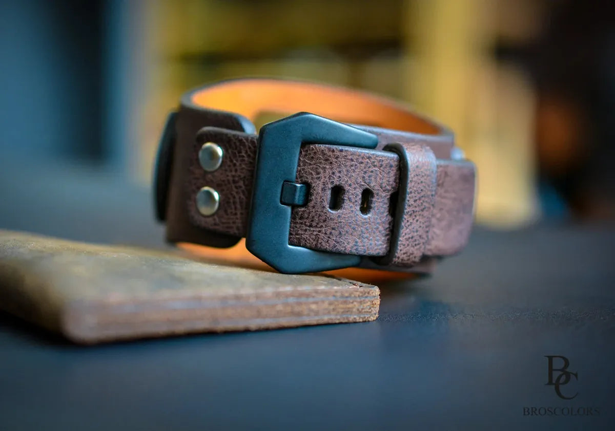 Grain Leather Apple Watch Cuff Band