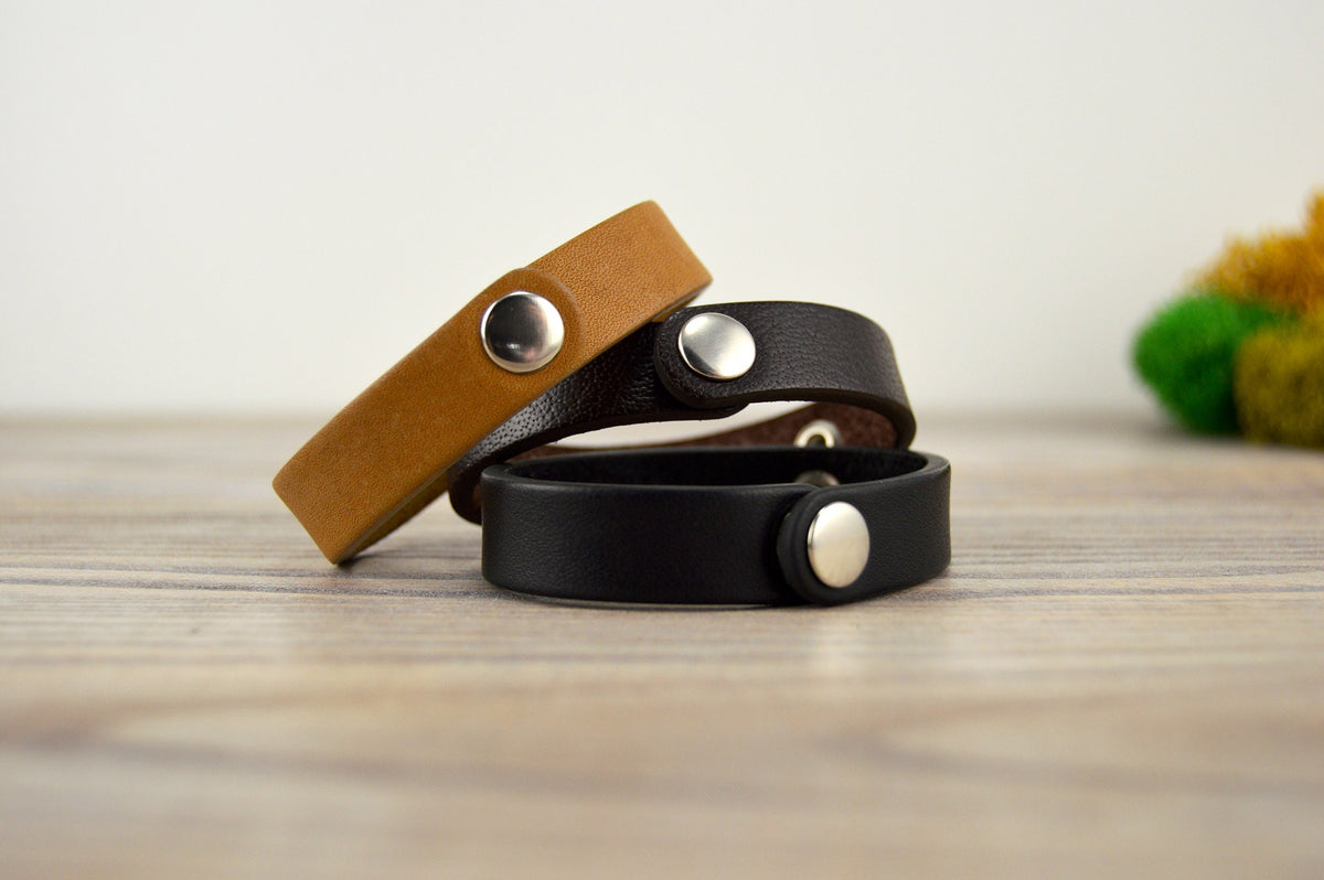 Heart Beat Bracelet, Pulse bracelet, Leather Custom Bracelet, Heart cuff, Leather Wrist Band, Anniversary Gift, Wedding gift, lovers gift